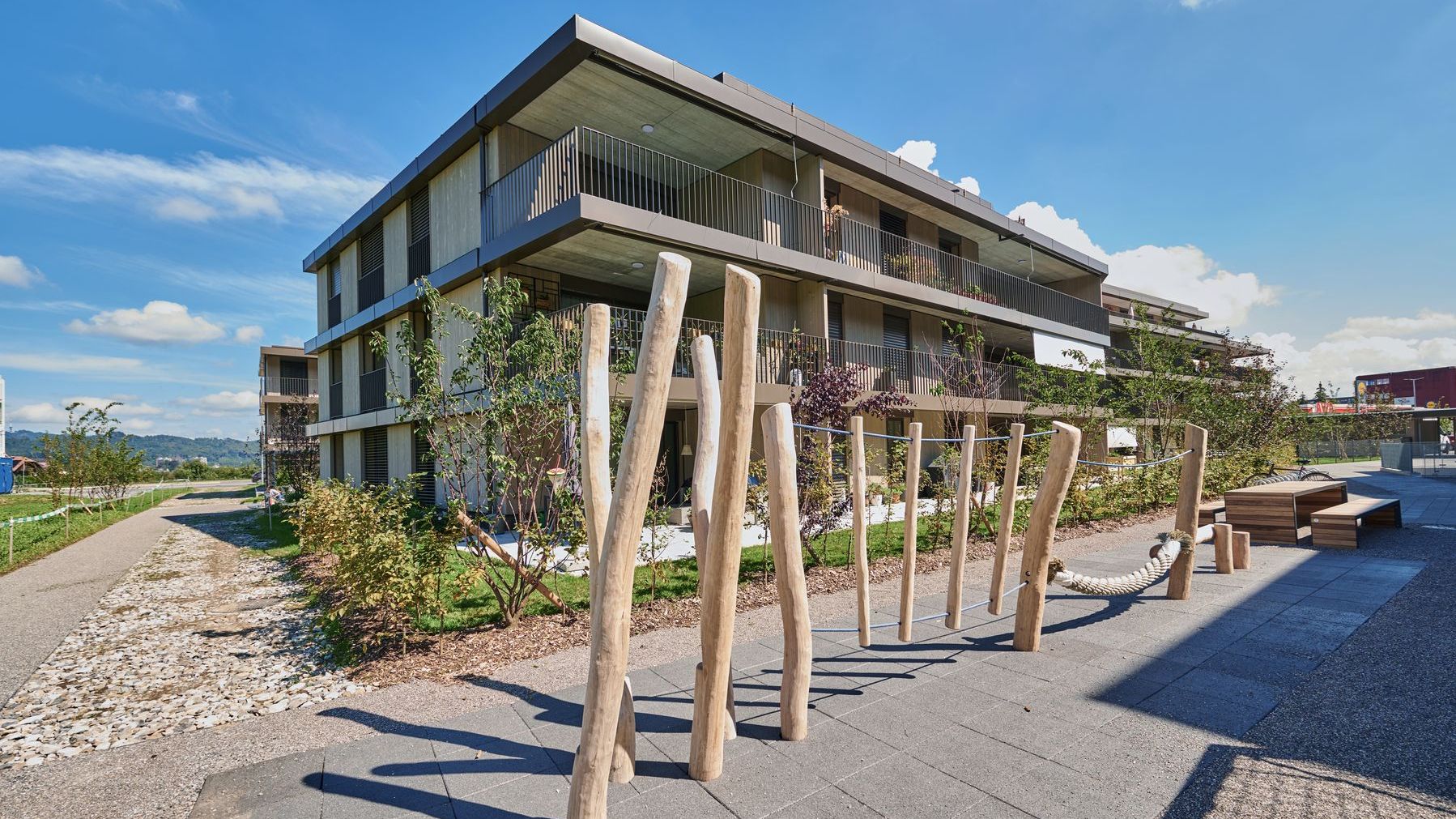 Die Mehrfamilienhäuser der Wohnsiedlung Breitenacker Kehrsatz gehören zum Grundbesitz der Burgergemeinde Bern. 