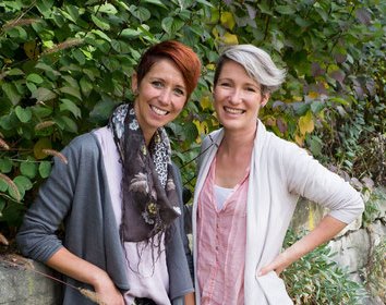 Bild der beiden Gründerinnen der KitaMerlin